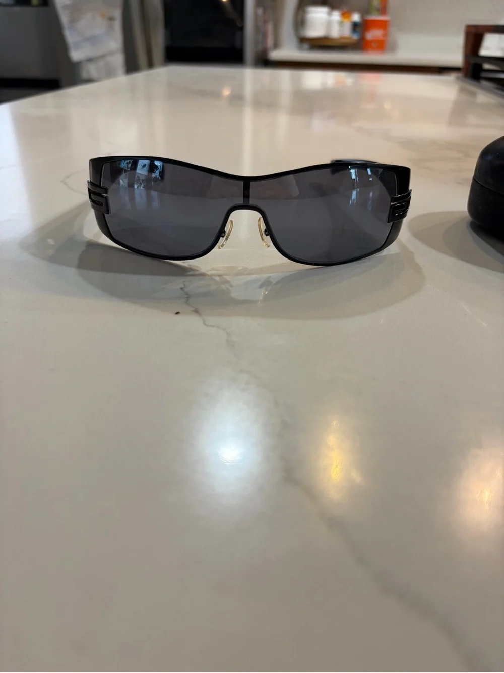 GUCCI Sunglasses Black GG1804/S flame 14cm temple 11.5cm Bs263